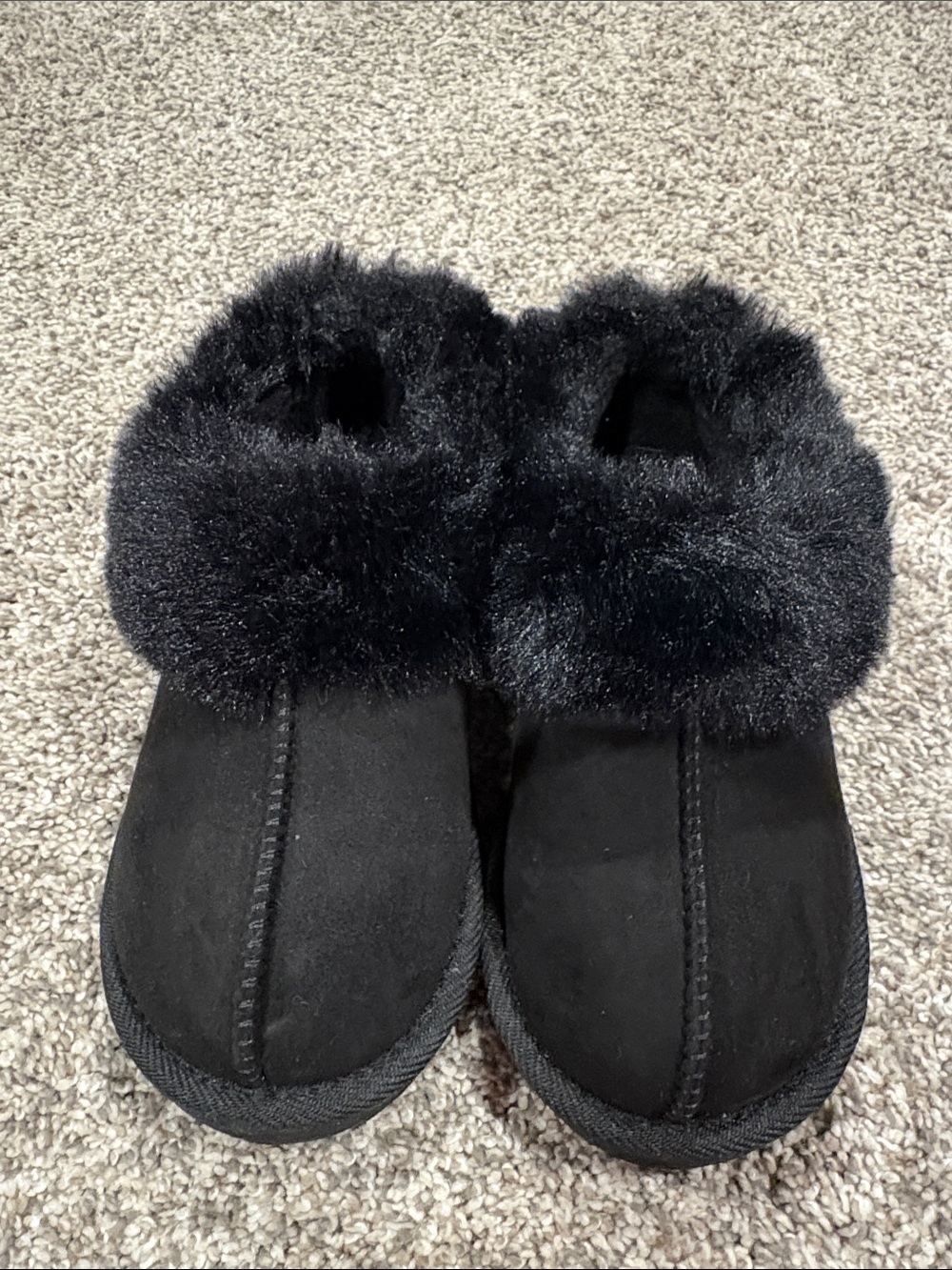 Kids faux fur slip ons from Target, sz 11.